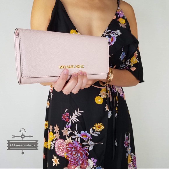 Michael Kors Jet travel carryall Wallet Blossom - Picture 2 of 8